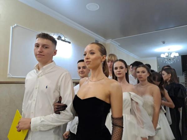 У Ковелі відбулися урочистості для випускників 20252