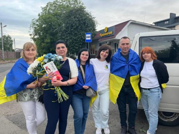 У Ковелі зустріли звільненого з російського полону Валерія Хомича3