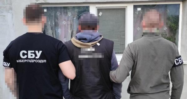 У Миколаєві СБУ затримали російського інформатора, який повідомляв локації Сил оборони у ворожі телеграм-канали
