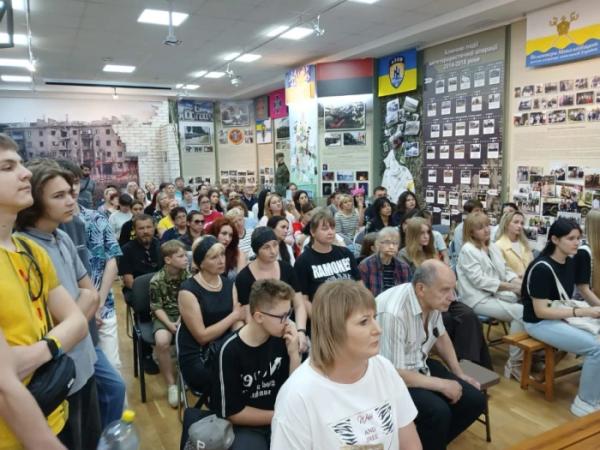 У Миколаївському краєзнавчому музеї презентували фотовиставку «Зниклі безвісти, не означає забуті»3