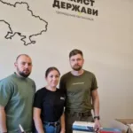 У Рівному передали книги військовим на передову