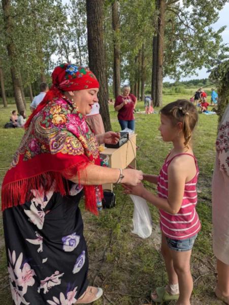 У селі Уховецьк на березі озера відзначили свято Івана Купала18