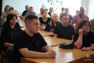 У Володимирі рідним загиблого полковника Олександра Никитюка вручили посмертну нагороду6