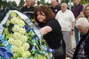 У Володимирі рідним загиблого полковника Олександра Никитюка вручили посмертну нагороду15