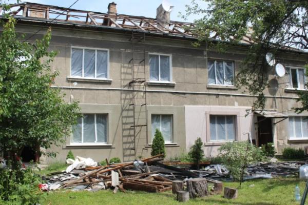 Удар РФ по Луцьку: влада планує накрити будинок на Озерецькій, у місті ремонтують житло на семи вулицях4