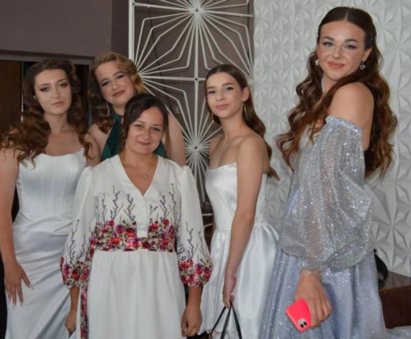 В опорному Турійському ліцеї відбулися урочистості для випускників 202526