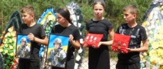 Воїн, який пройшов пекло боїв і звільнення Харківщини: у Локницькій громаді в останню путь провели 24-річного Олександра Янцевича