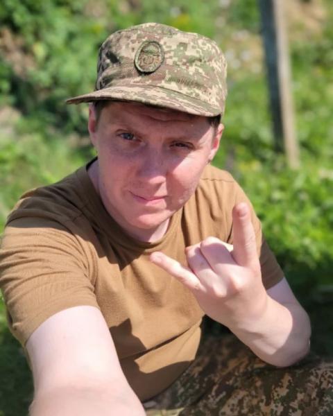 Барабанщик гурту «Жадан і Собаки» мобілізувався до Нацгвардії1