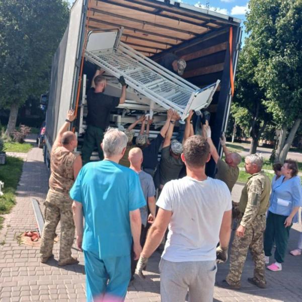 Центральна міська лікарня у Шептицькому отримала нові багатофункціональні ліжка2