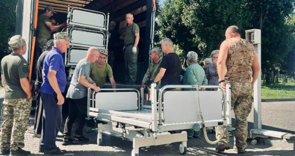 Центральна міська лікарня у Шептицькому отримала нові багатофункціональні ліжка
