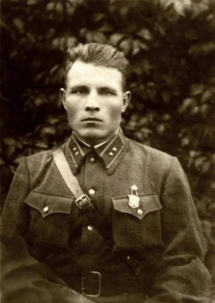Начальник 13-ї застави лейтенант Олексій Лопатін. Світлина запозичена на сторінці фейсбук  Миколи Якименка