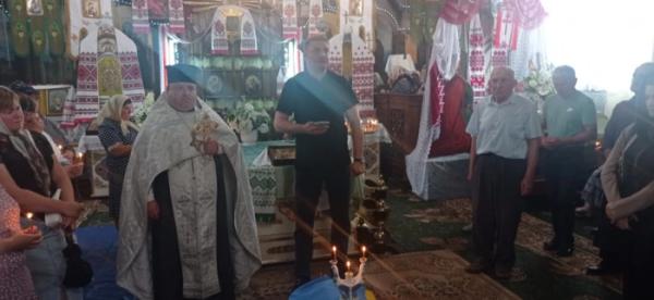На Острожчині попрощалися з воїном Олександром Чернявкою10