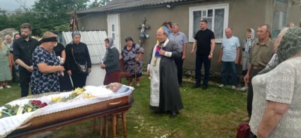 На Острожчині попрощалися з воїном Олександром Чернявкою2