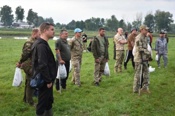 На Волині стартував ветеранський риболовний турнір15