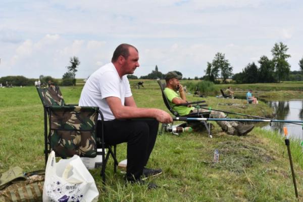 На Волині стартував ветеранський риболовний турнір10