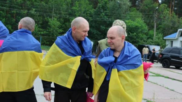 Парамедик «Госпітальєрів» з Рівненщини повернувся з полону8
