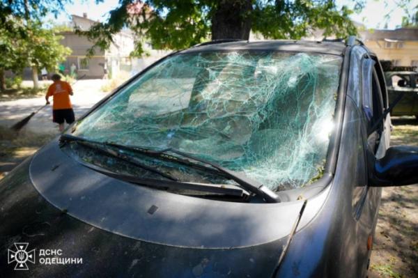 Рятувальники повідомили про 11 постраждалих внаслідок ранкової атаки по Одесі2