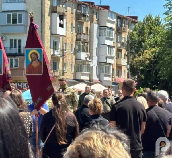 Шептицький попрощався із захисником Віталієм Ванкевичем4