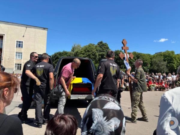 Шептицький попрощався із захисником Віталієм Ванкевичем12