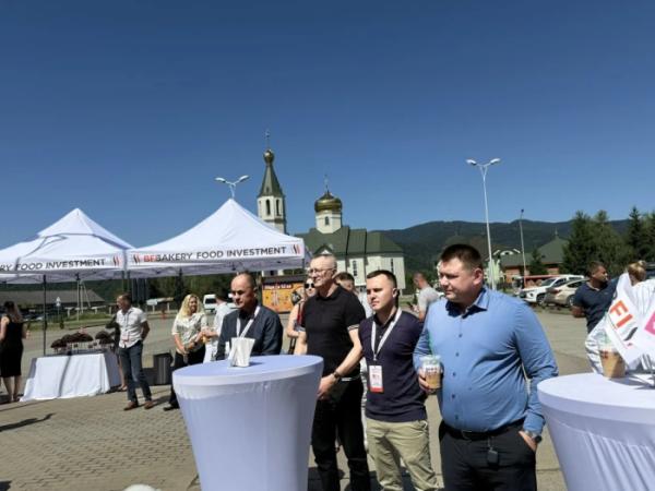 У Хусті відкрили нове сучасне підприємство та встановили Національний рекорд України