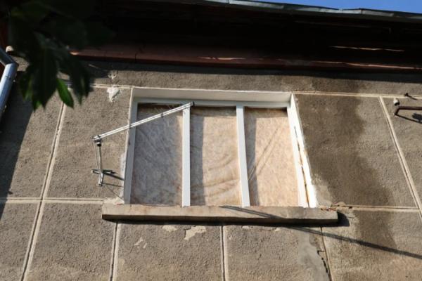 У Луцьку обстежили квартири, які постраждали внаслідок російської атаки 12 липня6