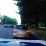 У Луцьку впіймали водія, який перетнув подвійну суцільну