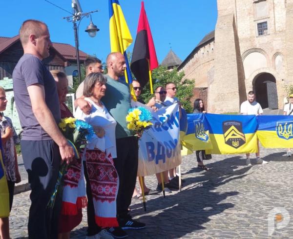 У Луцьку зустріли волинян, що пробули в полоні 22 місяці 22 дні4