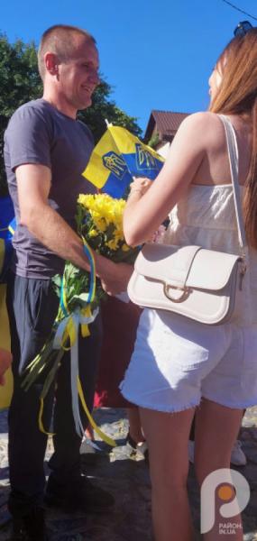 У Луцьку зустріли волинян, що пробули в полоні 22 місяці 22 дні7