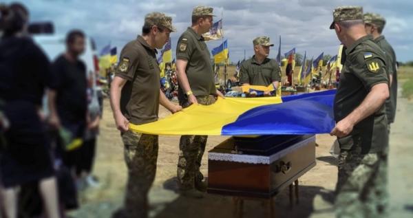 Церемонія прощання з військослужбовицею Оленю Лукою