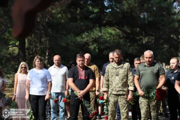 У Миколаєві вшанували пам'ять загиблих у російському полоні5