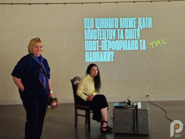 Зоя Навроцька та Євгенія Купчан5