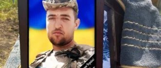 У селищі Комишня попрощалися із ветераном Іваном Котівцем