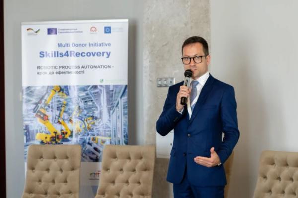 У Шептицькому за підтримки ЄС реалізують проєкт «Robotic Process Automation – крок до ефективності»4