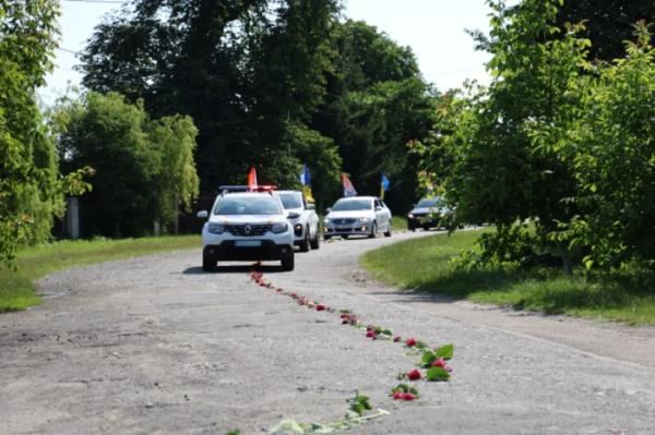 У Жидичині в останню дорогу провели захисника України Олександра Голотюка22