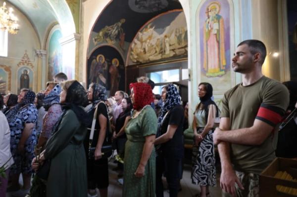 У Жидичині в останню дорогу провели захисника України Олександра Голотюка4