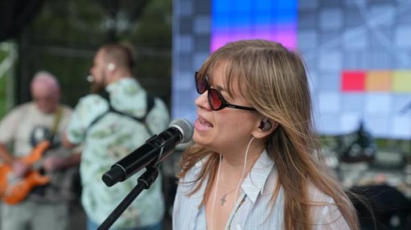 Співачка на виступі під час «ВиделкаFest», Одеса, липень 2025 року. Суспільне Миколаїв/Роман Волинський4