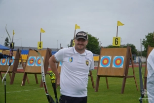 Володимир зібрав найкращих лучників України: стартував Чемпіонат з пара стрільби з лука3