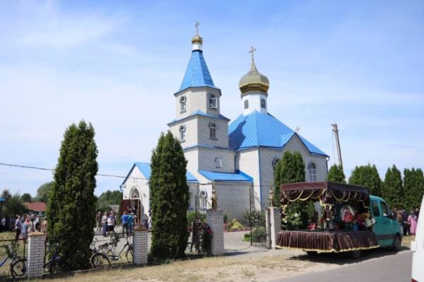 Вважали зниклим безвісти: у Заболотті провели в останню путь загиблого воїна5