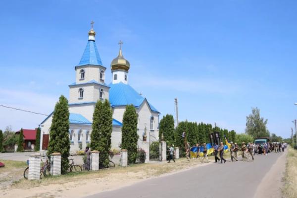 Вважали зниклим безвісти: у Заболотті провели в останню путь загиблого воїна1