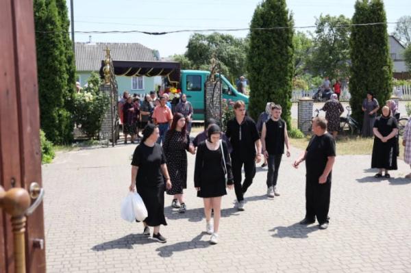 Вважали зниклим безвісти: у Заболотті провели в останню путь загиблого воїна14