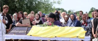 Вважали зниклим безвісти: у Заболотті провели в останню путь загиблого воїна