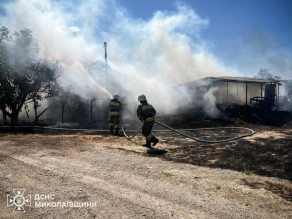 На Миколаївщині рятувальники ліквідували дві пожежі, які виниклі внаслідок ворожих атак4
