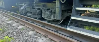 На Закарпатті зійшли з рейок три пасажирські вагони