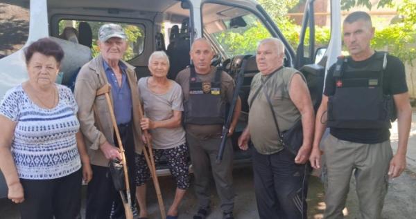 Евакуйовані мешканці Тягинської громади / Херсонська ОВА
