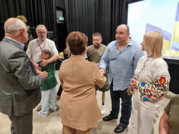 У Естонії презентували виставу «Хто я?», до створення якої долучилися рівненські театрали3