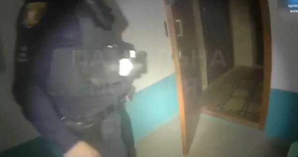 У Луцьку врятували жінку із задимленої кухні