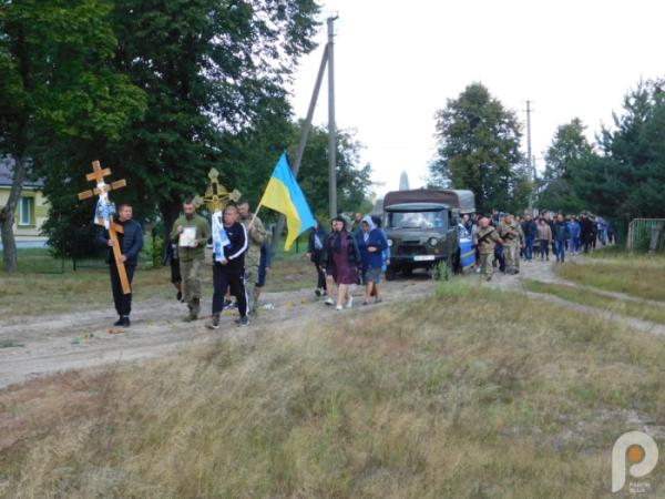 У Новорічиці попрощалися зі захисником України Миколою Шрамовичем5