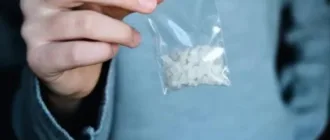 У Нововолинську чоловіка оштрафували за зберігання психотропних речовин