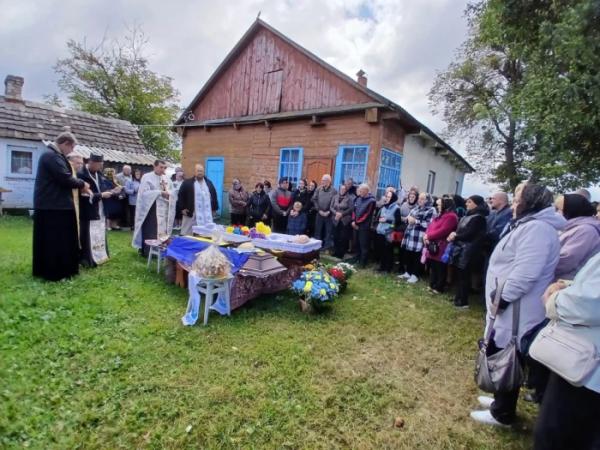 У селі Осьмиговичі попрощалися із захисником Сергієм Гонтарем5