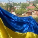 Українські прапори у Генічеську та Новій Каховці: акція руху «Жовта Стрічка» до Дня Прапора